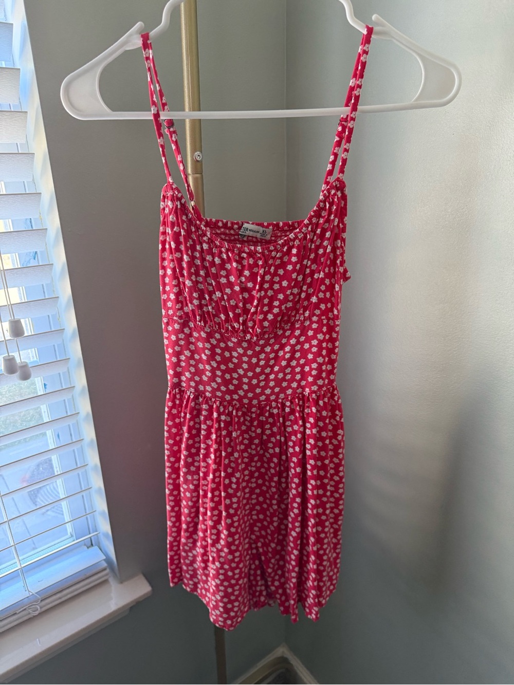 Hollister Red Floral Cami Romper – Size